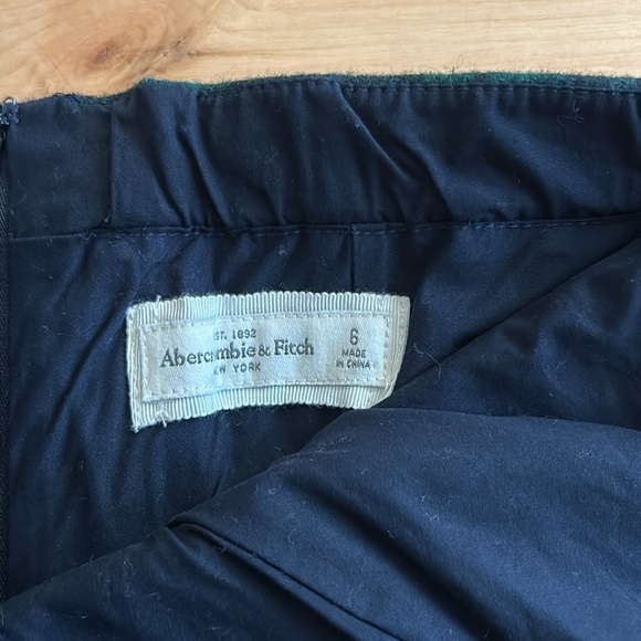 Abercrombie plaid dress; wool; size 6 - Picture 4 of 5